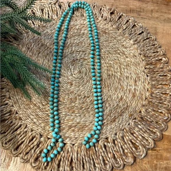 Turquoise Beaded Necklace - Picture 5 of 5